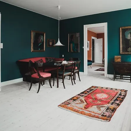 ベッド・アンド・ブレックファスト Kjobing Manor