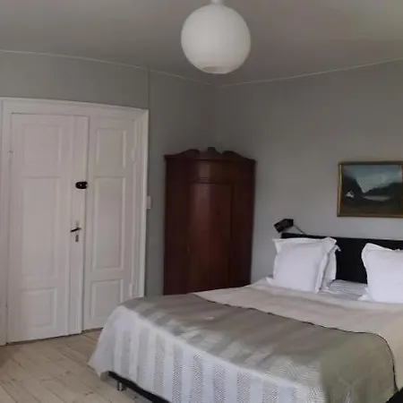 Kjobing Manor Alojamento de Acomodação e Pequeno-almoço